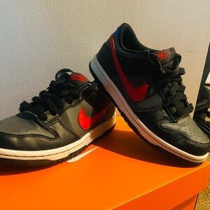 Boys 4.5y dunks